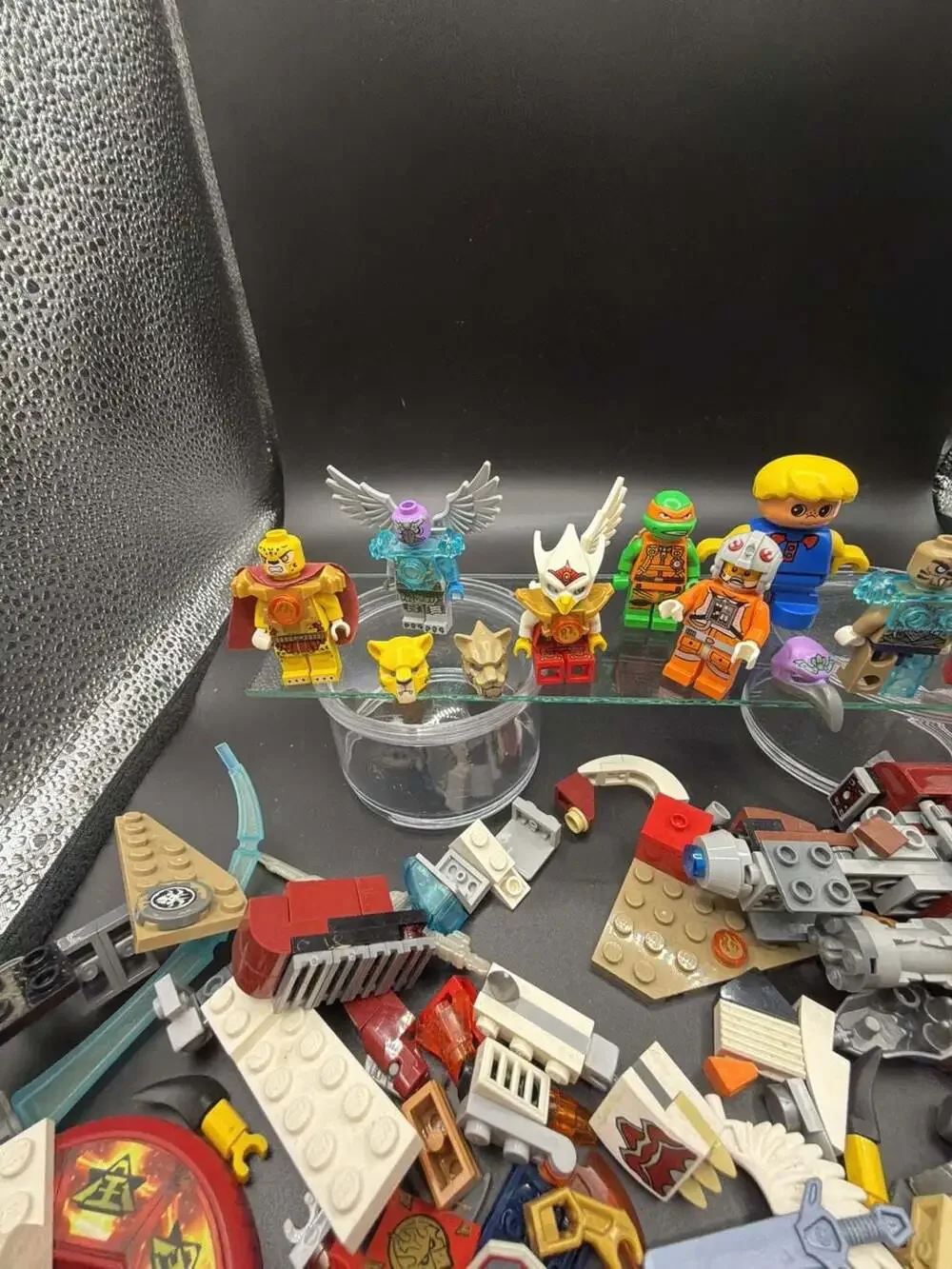 LEGO Legends of Chima Minifigures and Building Brick Lot